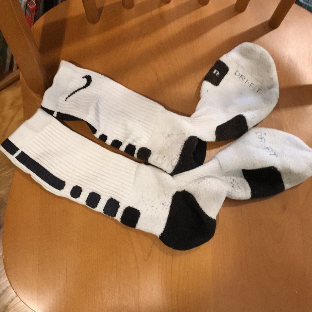 Black and white nike elite socks